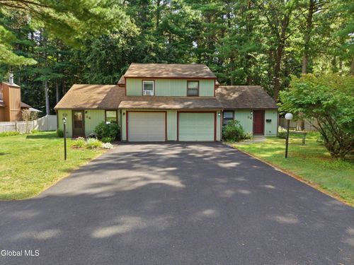36 Snowberry Road, Ballston Spa, NY, 12020 | Card Image