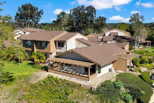 unit-9-6050 Henderson Dr, La Mesa, CA, 91942-4011 | Card Image