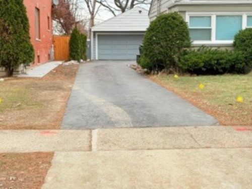 6902 Lyons St, Morton Grove, IL, 60053-1310 | Card Image