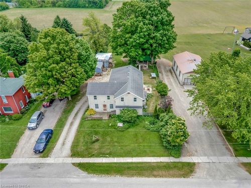 39 Church St W, Burgessville, ON, N0J1C0 | Card Image