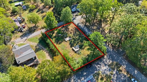 1423 Cedar, Benton, AR, 72015-5901 | Card Image