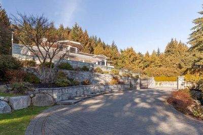 1167 Eyremount Dr, House other with 7 bedrooms, 8 bathrooms and 10 parking in West Vancouver BC | Image 3