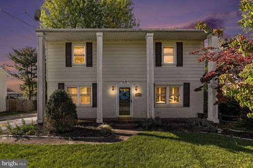 55 Baugher Dr, HANOVER, PA, 17331-4002 | Card Image