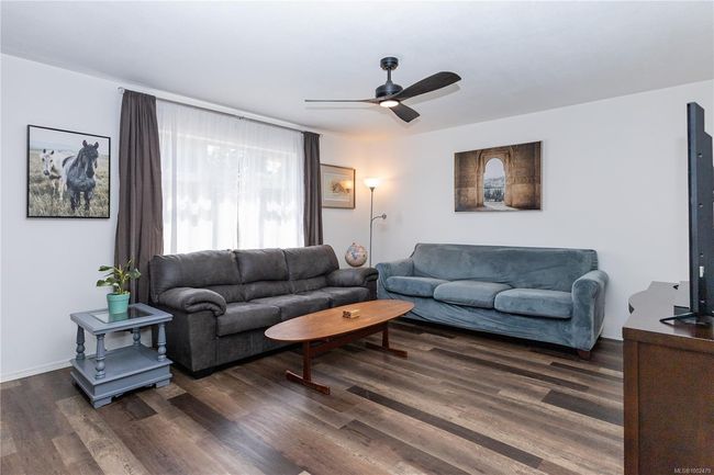 1 - 768 Robron Rd, Townhouse with 3 bedrooms, 2 bathrooms and 14 parking in Campbell River BC | Image 6