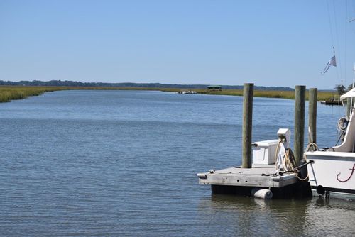 6852 Mccants Rd, Wadmalaw Island, SC, 29487-6962 | Card Image