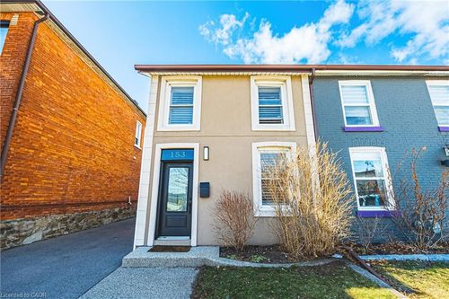153 Elgin St, Hamilton, ON, L8L4Y1 | Card Image