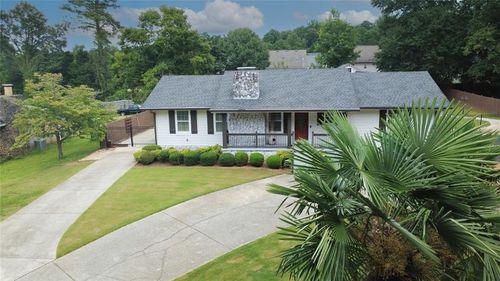 569 Garner Way Nw, Lilburn, GA, 30047-2718 | Card Image