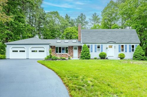 29 Ponderosa Dr, Townsend, MA, 01469-1320 | Card Image