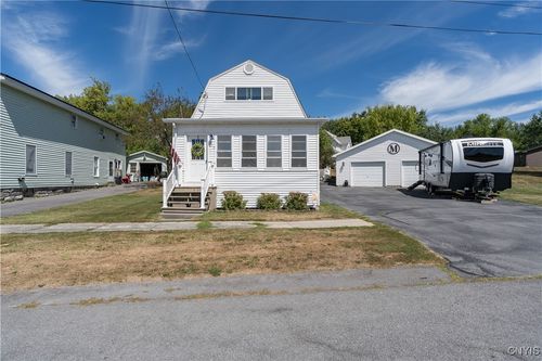 213 Pike St, Brownville, NY, 13615-7737 | Card Image