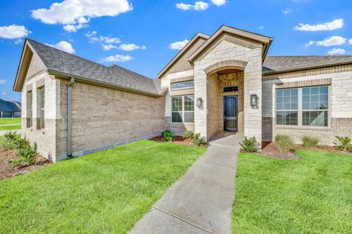8335 Magnolia Ct, Greenville, TX, 75402-4695 | Card Image