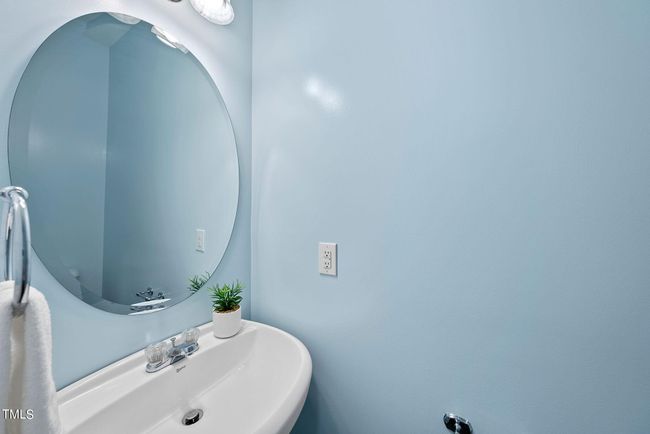 23_powder room | Image 23