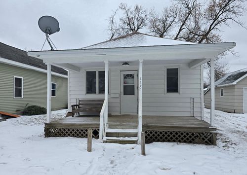 418 3rd St Sw, Pipestone, MN, 56164-1502 | Card Image