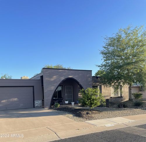 9110 W Long Hills Dr, Sun City, AZ, 85351-1713 | Card Image