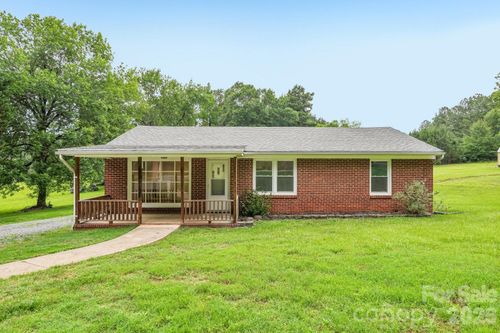 435 Parker Cir, Norwood, NC, 28128-6411 | Card Image