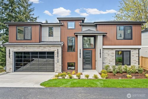 16036 Se 44th Way, Bellevue, WA, 98006 | Card Image