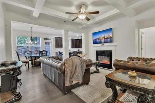 1563 Butternut Cv, Stone Mountain, GA, 30083-5238 | Card Image