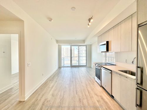 711-185 Deerfield Rd, Newmarket, ON, L3Y0G7 | Card Image