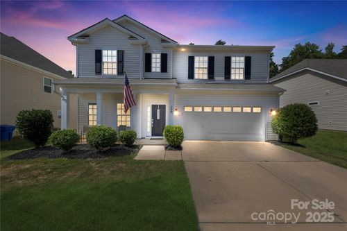 208 Paradise Hills Cir, Mooresville, NC, 28115-0048 | Card Image