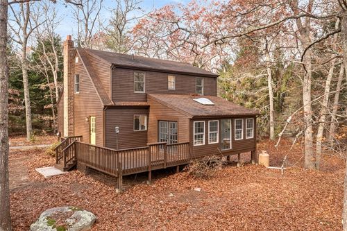 135 Ross Hill Rd, Charlestown, RI, 02813-2609 | Card Image