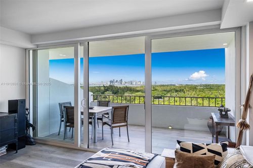 apt-1002-155 Ocean Lane Dr, Key Biscayne, FL, 33149-1467 | Card Image