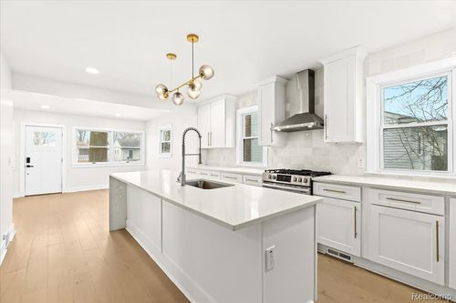 2679 Columbia Rd, Berkley, MI, 48072-1542 | Card Image