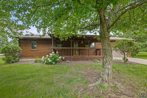 1901 Willow St, Valley Falls, KS, 66088-9790 | Card Image