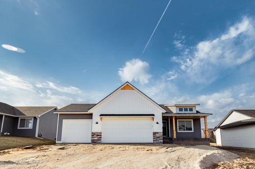 1830 Brandt Dr Ne, Byron, MN, 55920-5519 | Card Image