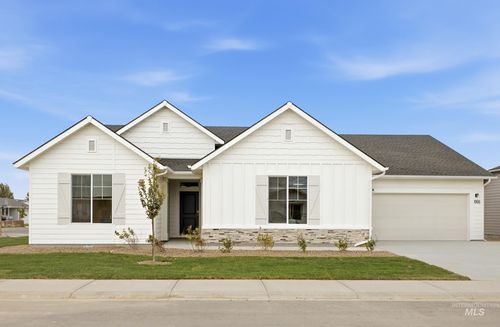 866 Sw Jayhawk St, Mountain Home, ID, 83647-1410 | Card Image