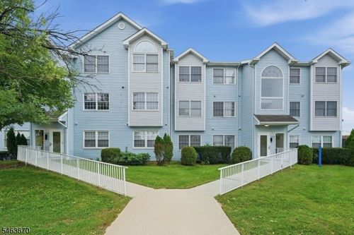 320 Edpas Rd, New Brunswick, NJ, 08901-3804 | Card Image
