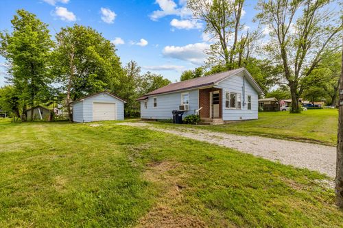 524 W Mckown St, Buffalo, MO, 65622-9441 | Card Image