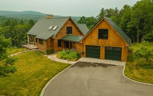 500 Woodward Hill Rd, Francestown, NH, 03043-3627 | Card Image