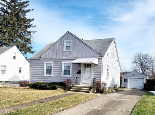 245 Hawthorne Street, Elyria, OH, 44035 | Card Image