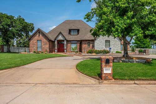 1213 Muirfield Drive, Shawnee, OK, 74801 | Card Image