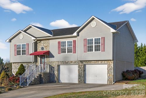 3315 Lilac Ln, Hudson, NC, 28638-9308 | Card Image