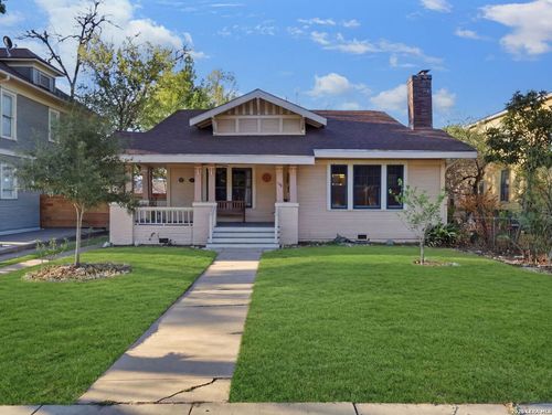 140 French Pl, San Antonio, TX, 78212-5801 | Card Image