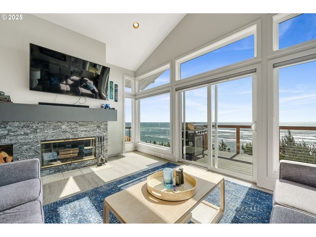5285 Capes Loop, House attached with 3 bedrooms, 3 bathrooms and 1 parking in Tillamook OR | Image 7