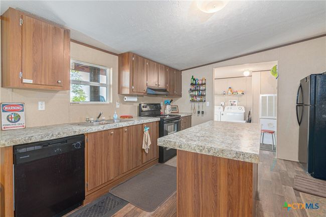 2105 Fm 1104, House other with 3 bedrooms, 2 bathrooms and null parking in Kingsbury TX | Image 15