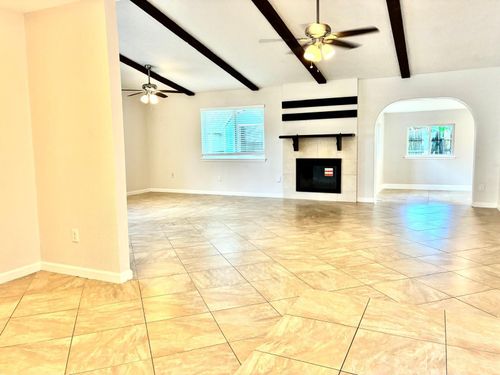 16927 Hibiscus Ln, Friendswood, TX, 77546-4208 | Card Image