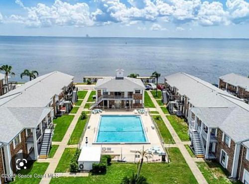 e11-190 E Olmstead Dr, Titusville, FL, 32780-5861 | Card Image