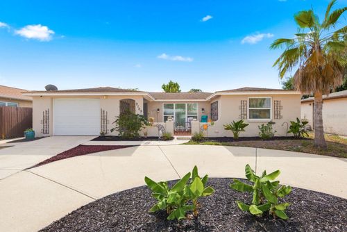 9105 Chantilly Ln, PORT RICHEY, FL, 34668-5156 | Card Image
