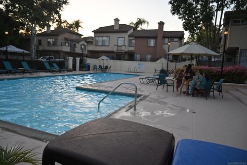 j-11362 Via Rancho San Diego, El Cajon, CA, 92019-5207 | Card Image