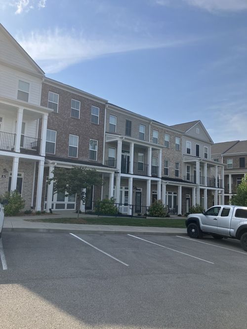 b-2400 Arden Village Dr, Columbia, TN, 38401-6224 | Card Image