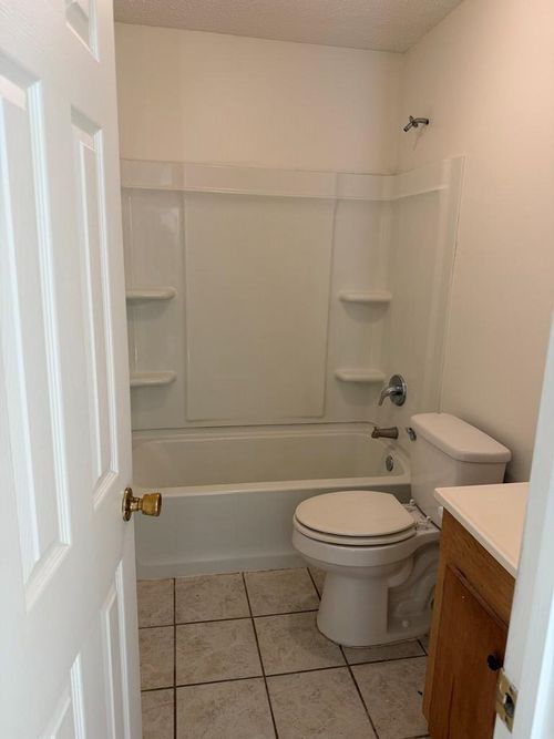 120 Ashley Ave, Anderson, SC, 29624-3704 | Card Image