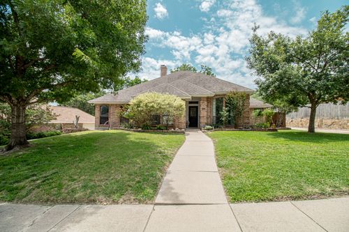 10141 Wandering Way St, Benbrook, TX, 76126-3019 | Card Image