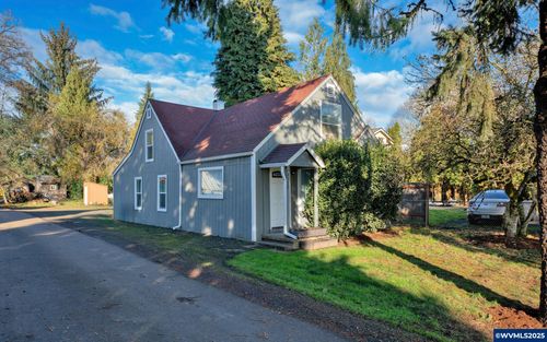 4280 Ne Highway 20, Corvallis, OR, 97330-9696 | Card Image