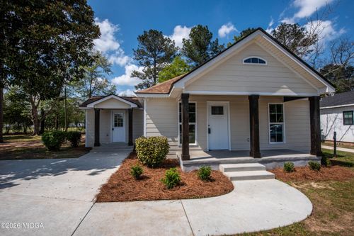 403 Spruce St, Fort Valley, GA, 31030-2727 | Card Image