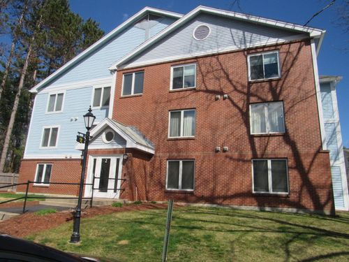 102-2 Timberwood Dr, Goffstown, NH, 03045-2562 | Card Image