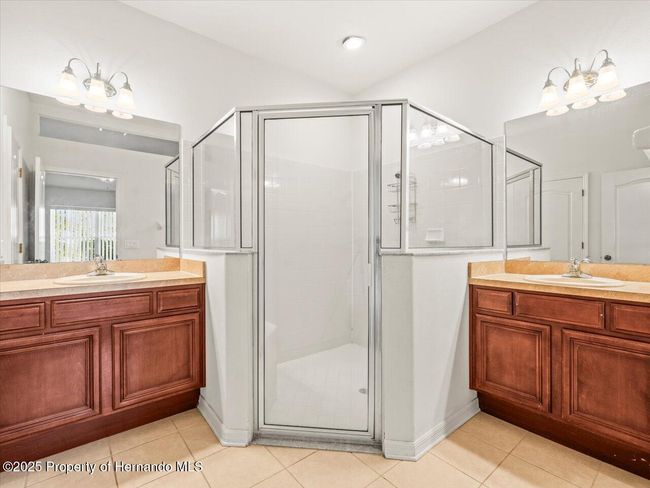 3885 Crossline Dr, House other with 2 bedrooms, 2 bathrooms and null parking in Spring Hill FL | Image 30