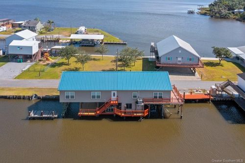 7230 Pirates Cv, Sulphur, LA, 70665-7683 | Card Image