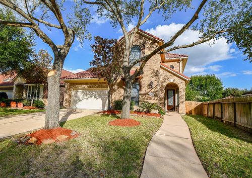 45 Cherry Hills Dr, Jersey Village, TX, 77064-4055 | Card Image